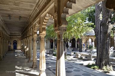 03 City-Palace,_Udaipur_DSC4315_b_H600
